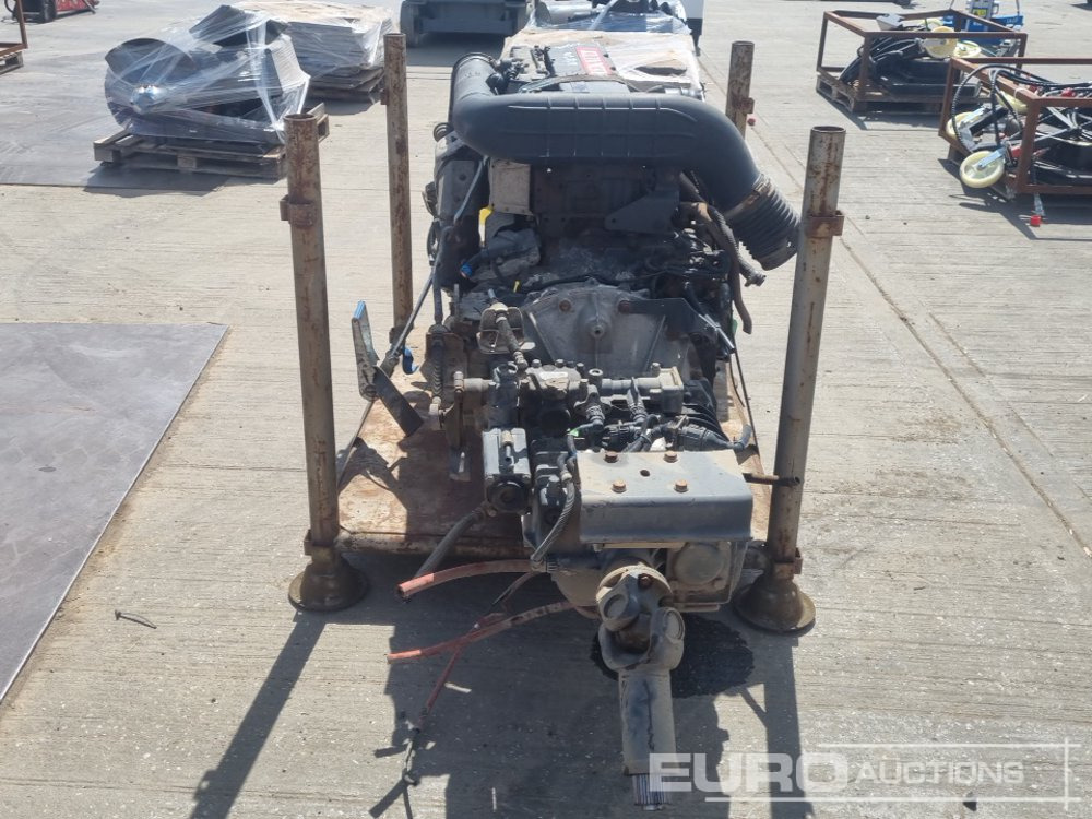 Renault 6 Cylinder Engine, Gearbox - Moteur: photos 4 Renault 6 Cylinder Engine, Gearbox - Moteur: photos 4