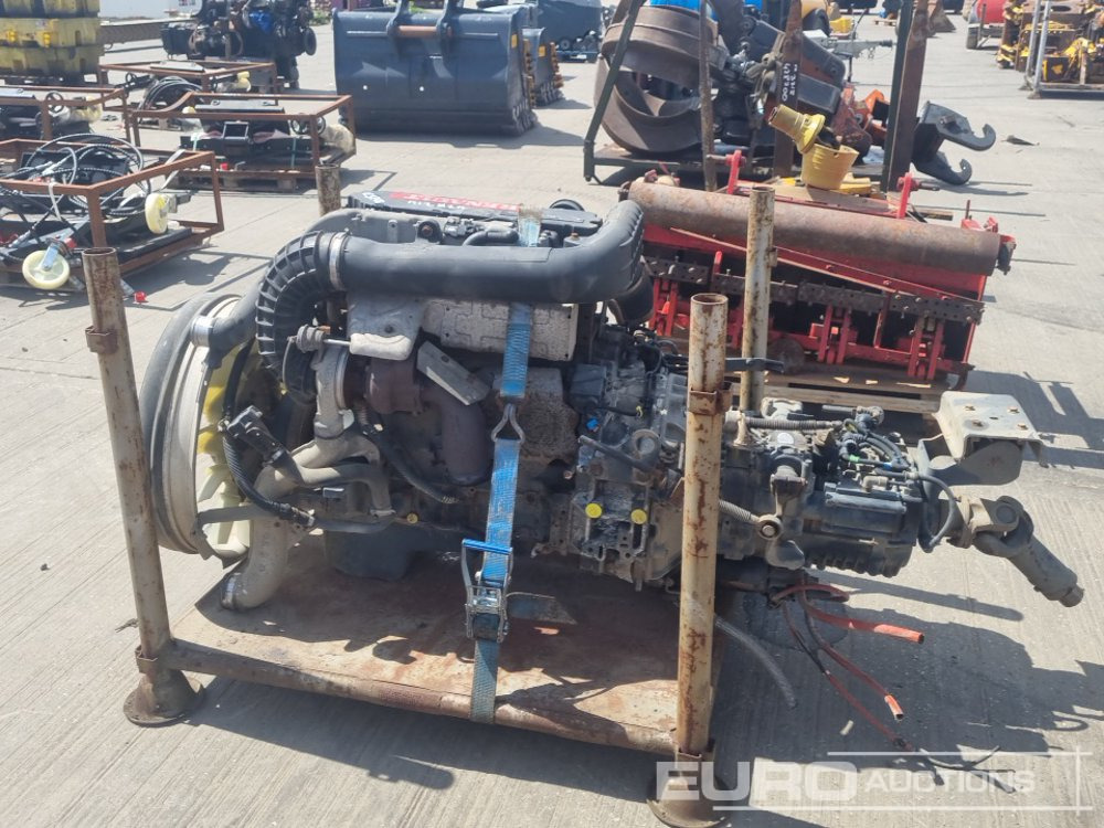 Renault 6 Cylinder Engine, Gearbox - Moteur: photos 2 Renault 6 Cylinder Engine, Gearbox - Moteur: photos 2
