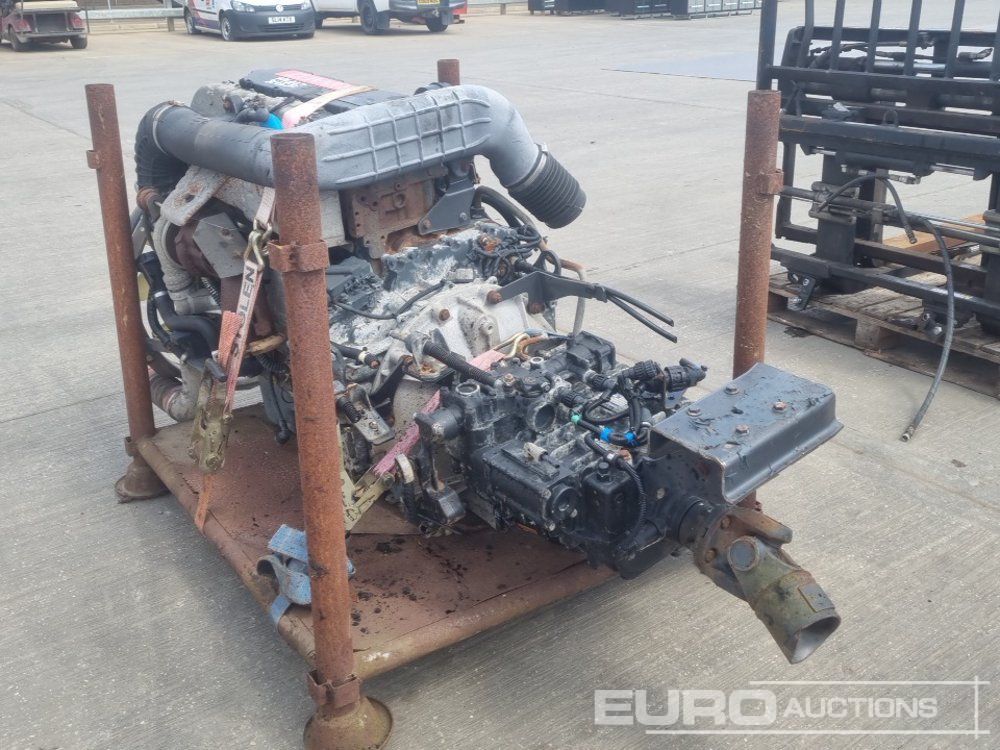 Renault 6 Cylinder Engine, Gearbox - Moteur: photos 3 Renault 6 Cylinder Engine, Gearbox - Moteur: photos 3