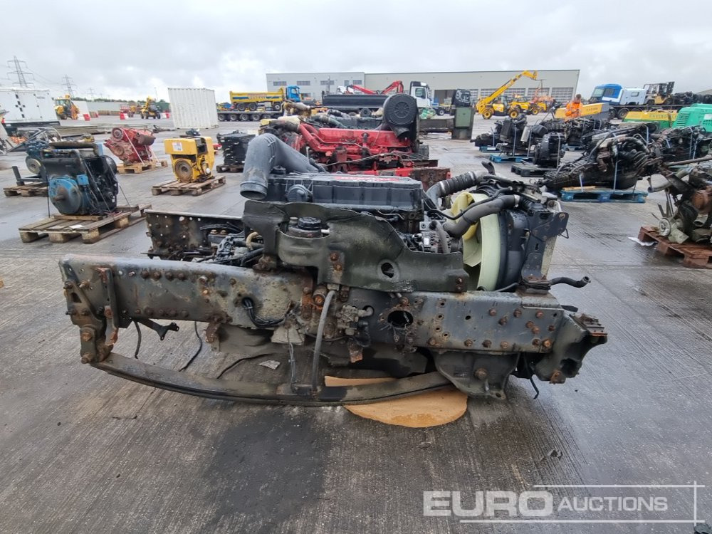 Renault 6 Cylinder Engine - Moteur: photos 2 Renault 6 Cylinder Engine - Moteur: photos 2