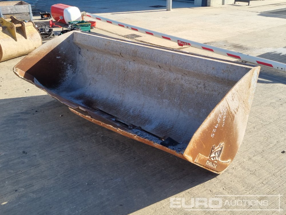 Rhinox 88" Loading Bucket to suit Telehandler - Godet: photos 1 Rhinox 88" Loading Bucket to suit Telehandler - Godet: photos 1