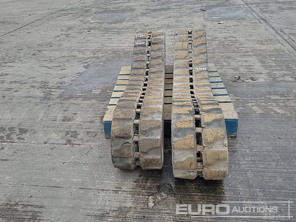 Rubber Tracks to suit Volvo ECR25D - Chenille pour Engins de chantier: photos 4 Rubber Tracks to suit Volvo ECR25D - Chenille pour Engins de chantier: photos 4