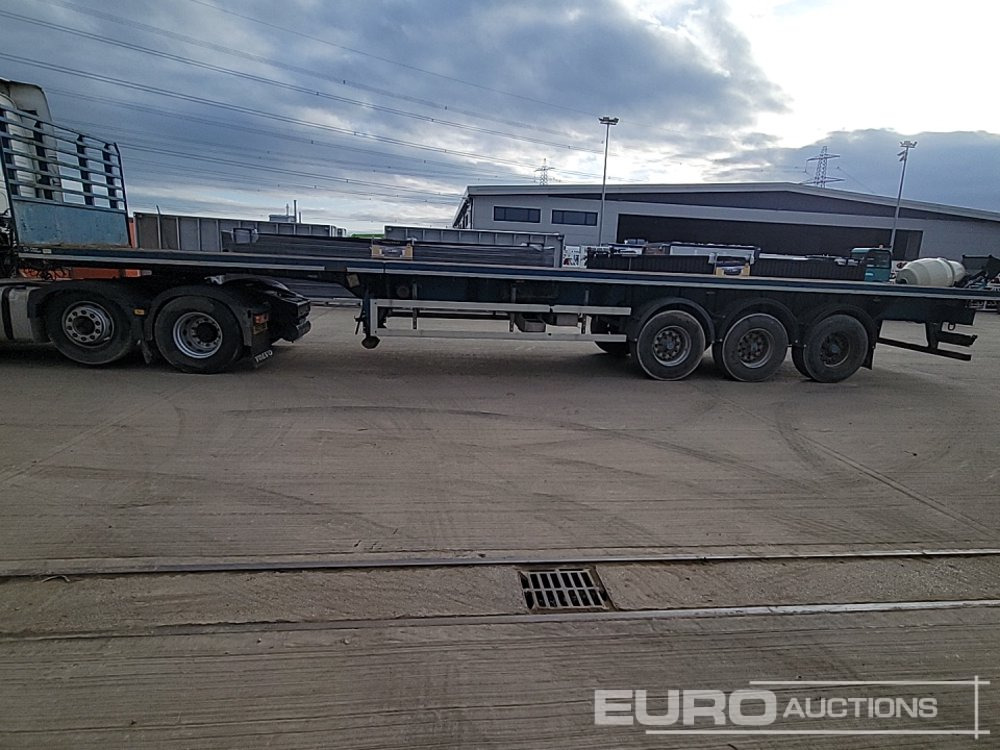 SDC Trailer Tri Axle Extendable Flatbed Trailer - Semi-remorque plateau: photos 2 SDC Trailer Tri Axle Extendable Flatbed Trailer - Semi-remorque plateau: photos 2