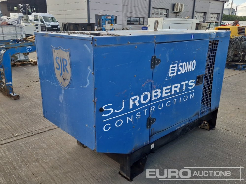 SDMO 17kVA Generator, 4 Cylinder Engine - Groupe électrogène: photos 3 SDMO 17kVA Generator, 4 Cylinder Engine - Groupe électrogène: photos 3