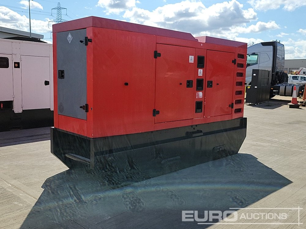SDMO 200kVA Generator, John Deere Engine (Parts Missing) - Groupe électrogène: photos 5 SDMO 200kVA Generator, John Deere Engine (Parts Missing) - Groupe électrogène: photos 5