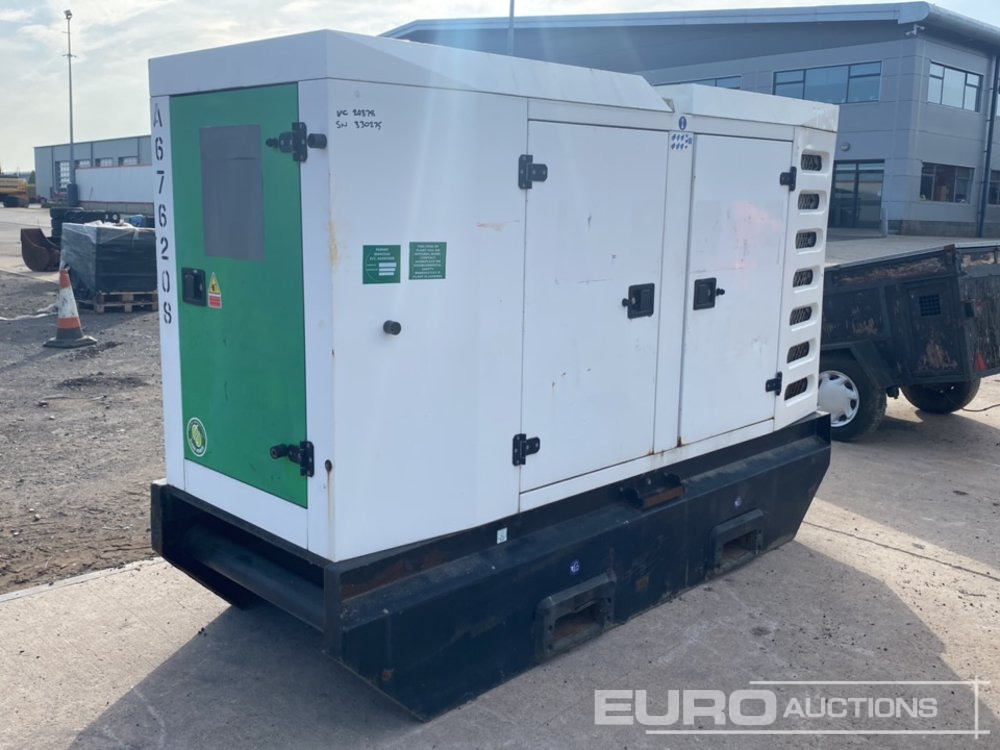 SDMO R110 110kVA Diesel Generator, John Deere Engine - Groupe électrogène: photos 1 SDMO R110 110kVA Diesel Generator, John Deere Engine - Groupe électrogène: photos 1