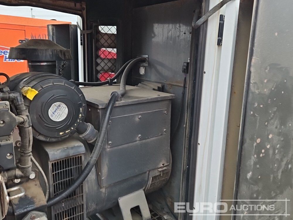 Groupe électrogène SDMO R110: photos 25