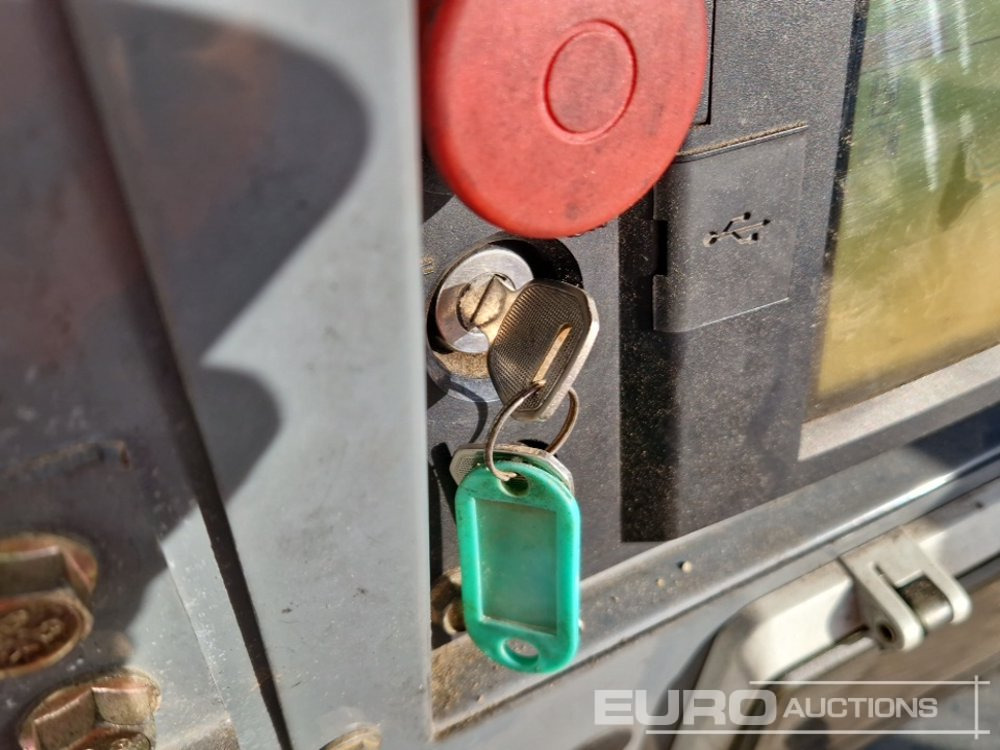 Groupe électrogène SDMO R33: photos 19