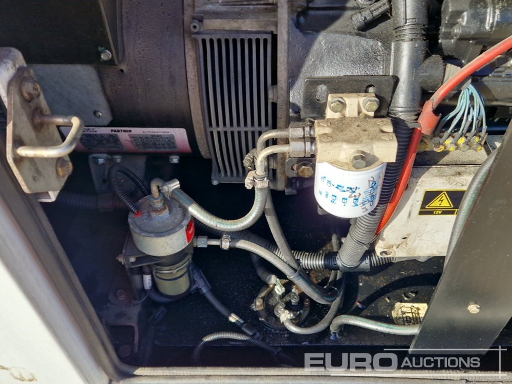 Groupe électrogène SDMO R33: photos 10