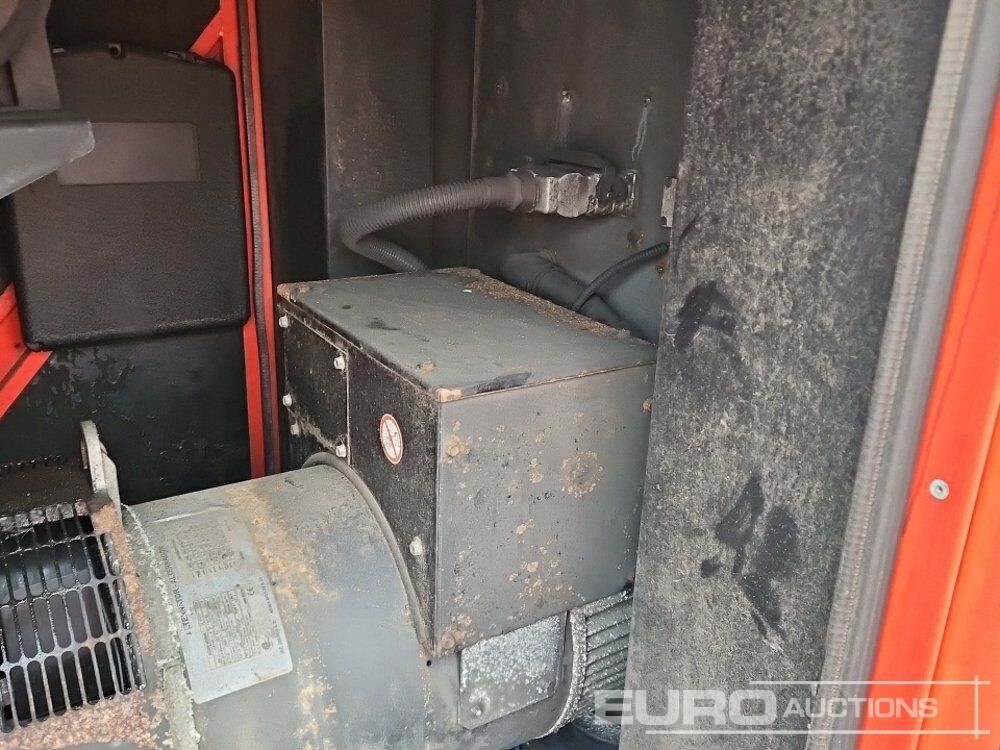 Groupe électrogène SDMO R66: photos 16 Groupe électrogène SDMO R66: photos 16
