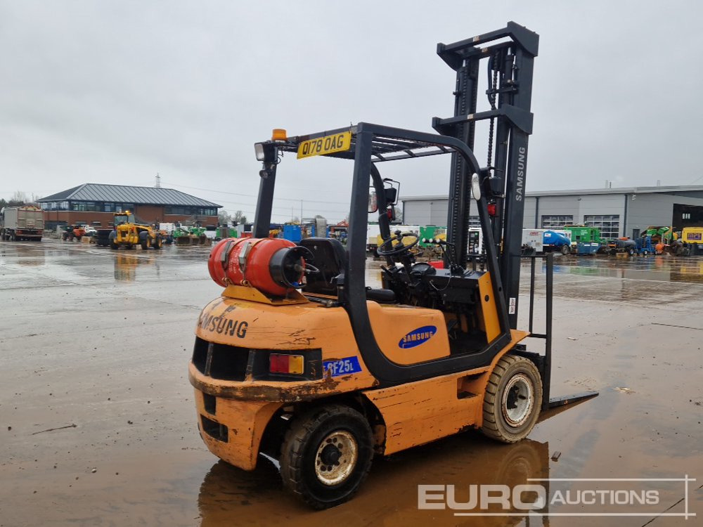 Samsung SF25L - Chariot élévateur: photos 5 Samsung SF25L - Chariot élévateur: photos 5