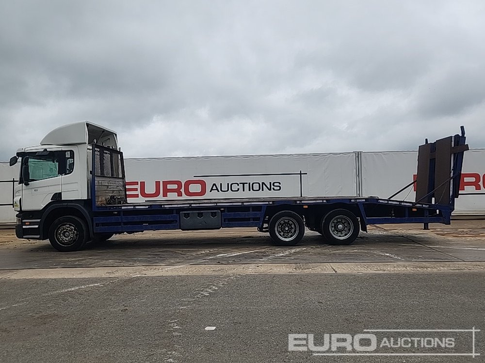 Scania P320 - Camion plateau: photos 2 Scania P320 - Camion plateau: photos 2