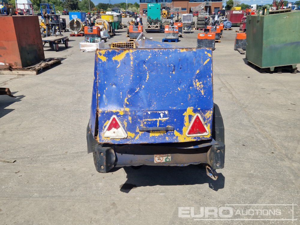 Single Axle Compressor (Damaged, Parts Missing) - Compresseur d'air: photos 4 Single Axle Compressor (Damaged, Parts Missing) - Compresseur d'air: photos 4