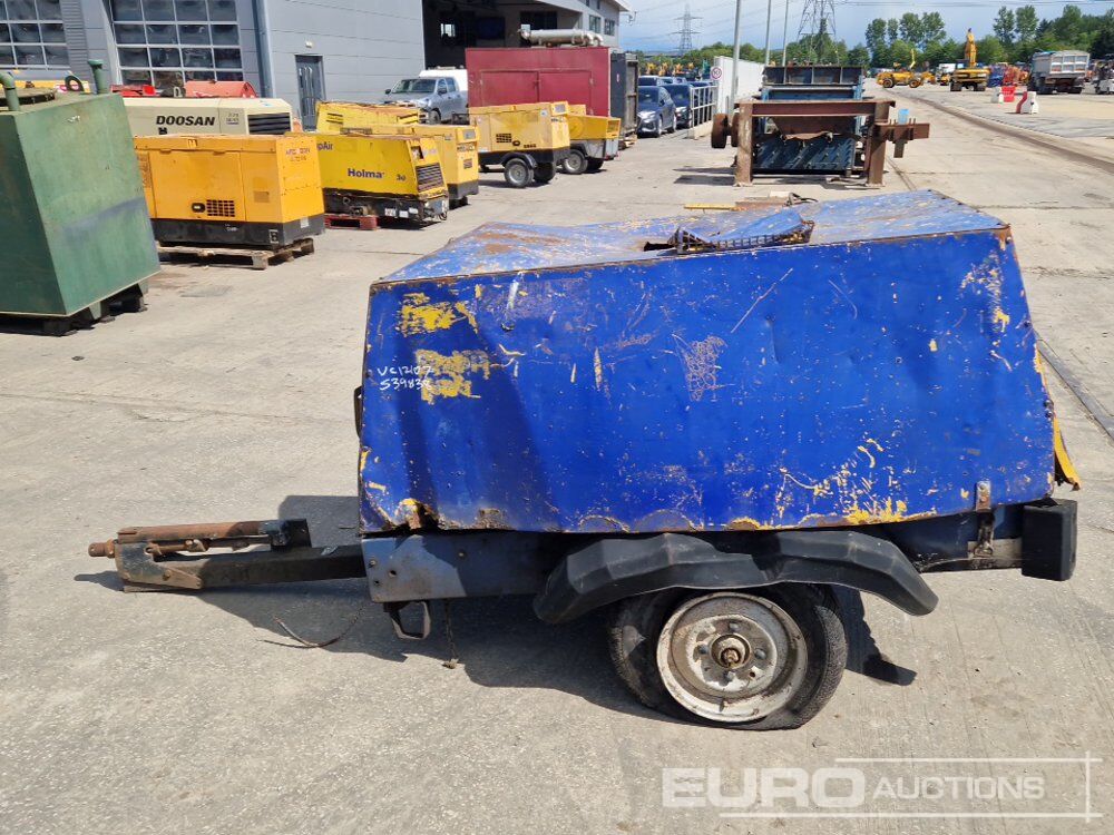 Single Axle Compressor (Damaged, Parts Missing) - Compresseur d'air: photos 2 Single Axle Compressor (Damaged, Parts Missing) - Compresseur d'air: photos 2