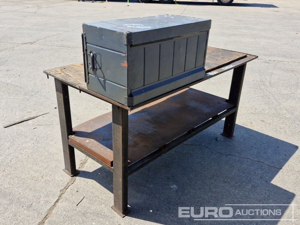 Steel Workbench & Storage Box - Équipement de garage: photos 5 Steel Workbench & Storage Box - Équipement de garage: photos 5
