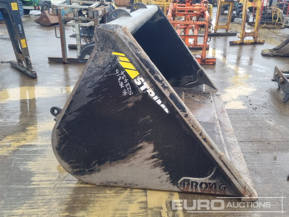 Godet Strimech 90" Loading Bucket to suit Telehandler: photos 6