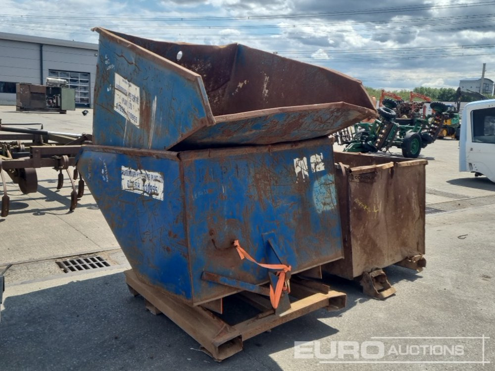 Tipping Skip to suit Forklift (3 of) - Benne basculante: photos 3 Tipping Skip to suit Forklift (3 of) - Benne basculante: photos 3