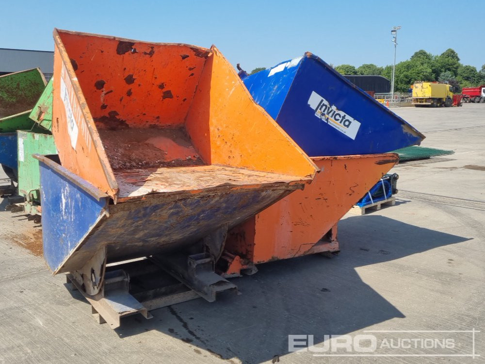 Tipping Skip to suit Forklift (4 of) - Benne basculante: photos 1 Tipping Skip to suit Forklift (4 of) - Benne basculante: photos 1
