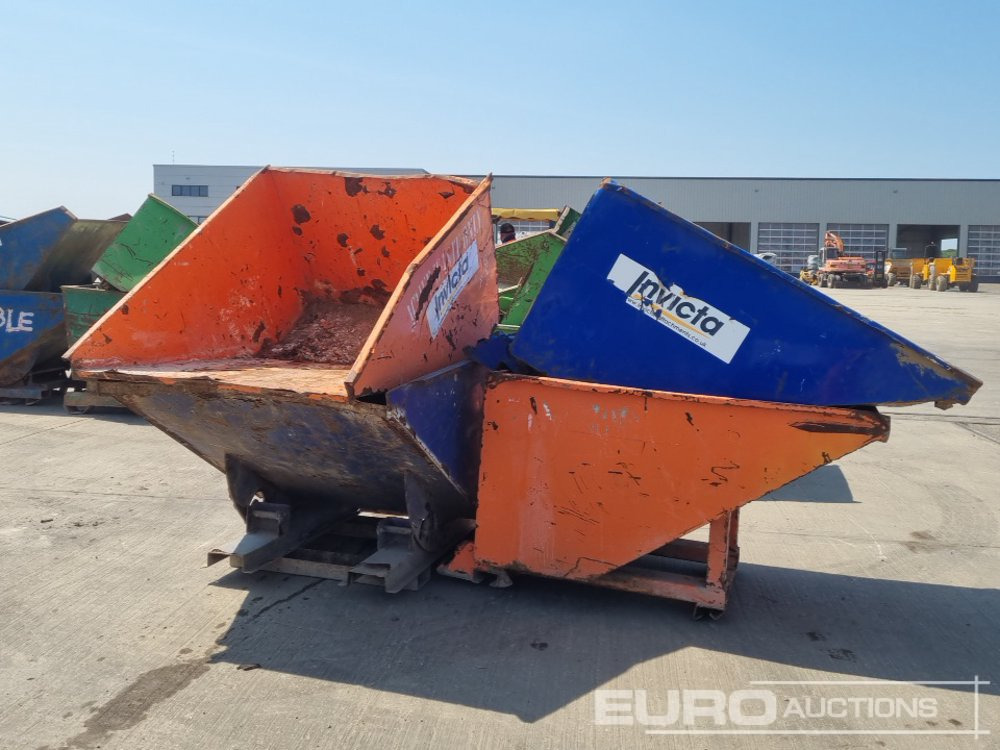 Tipping Skip to suit Forklift (4 of) - Benne basculante: photos 2 Tipping Skip to suit Forklift (4 of) - Benne basculante: photos 2