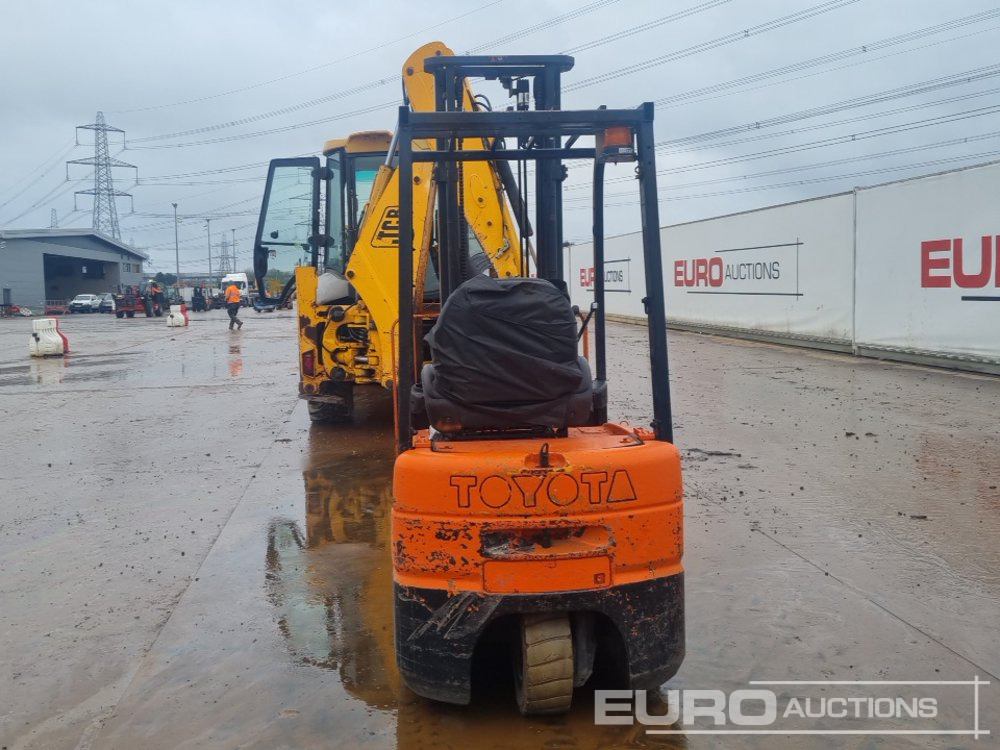 Toyota FBESF15 - Chariot élévateur: photos 4 Toyota FBESF15 - Chariot élévateur: photos 4