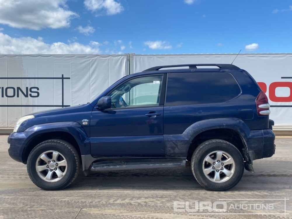 Toyota Land Cruiser - SUV: photos 2 Toyota Land Cruiser - SUV: photos 2