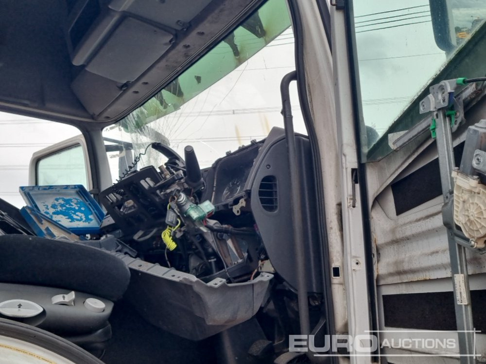 Tracteur routier 2011 Mercedes 4x2, Slider (Spares, Non Runner): photos 27