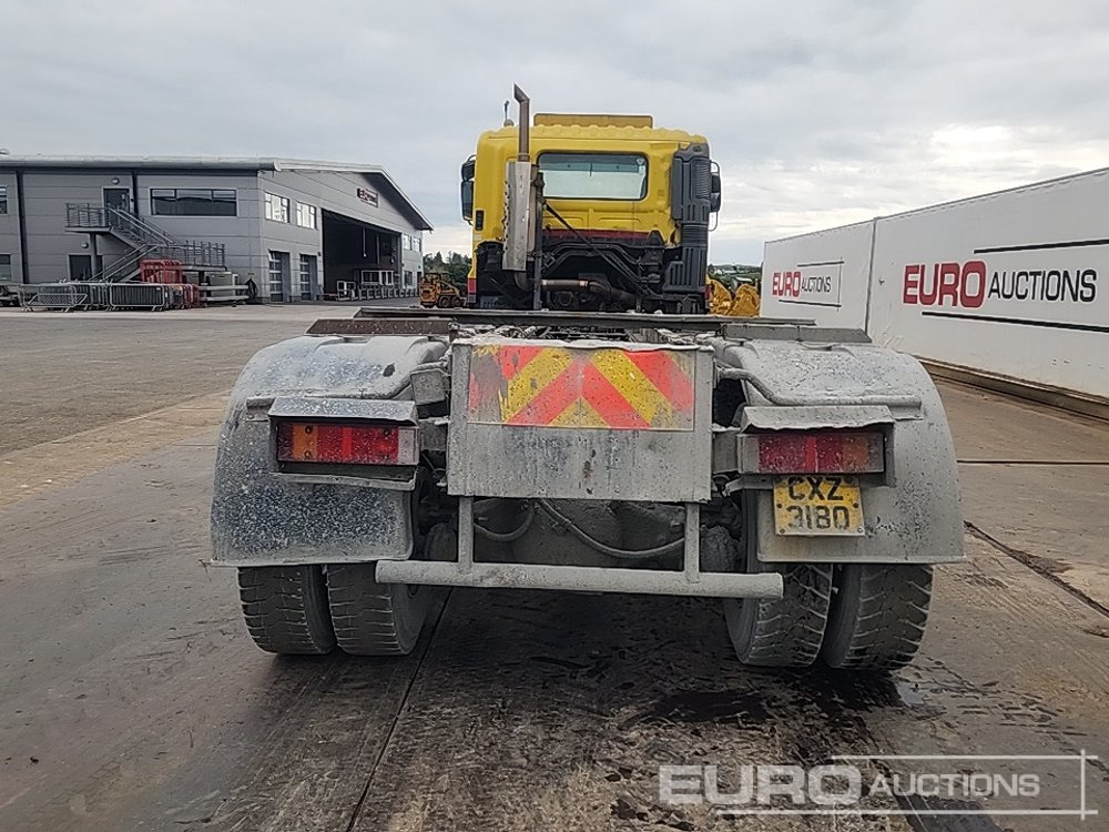 Hino 700 - Tracteur routier: photos 4 Hino 700 - Tracteur routier: photos 4