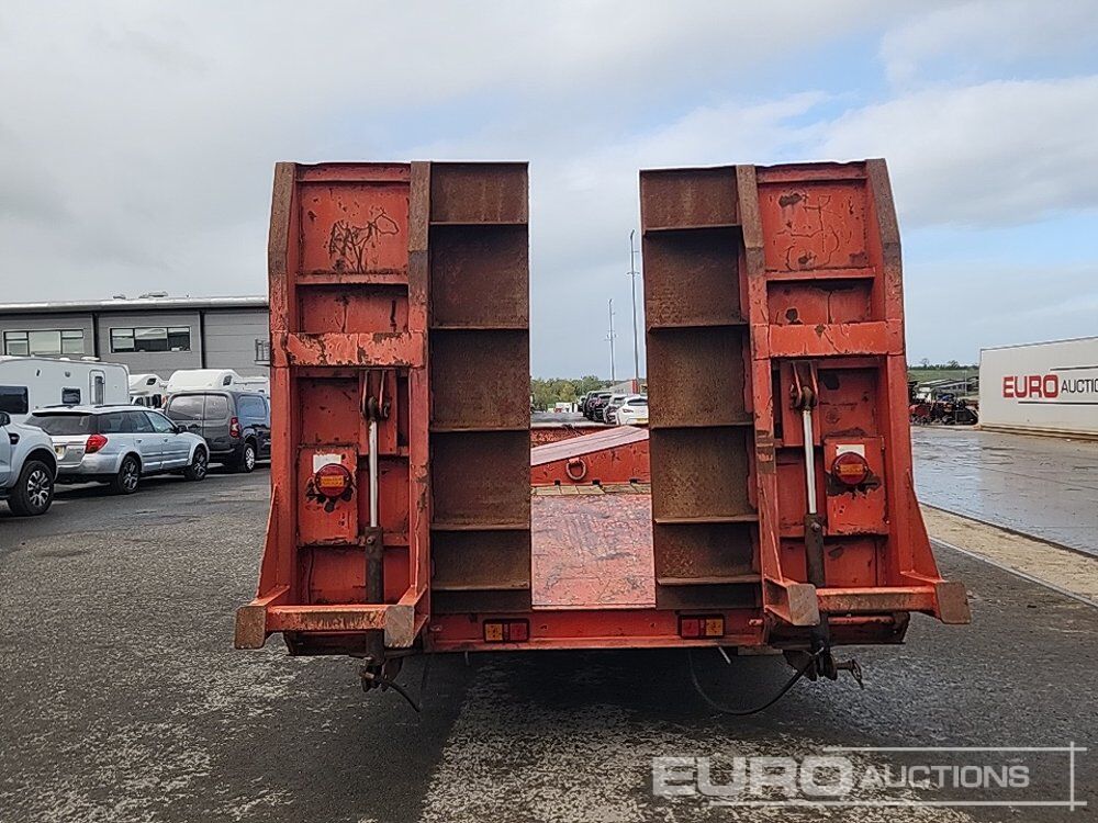Tri Axle Low Loader Trailer, Ramps, Cheeese Wedge, Hydraulic Ramps - Remorque agricole: photos 4 Tri Axle Low Loader Trailer, Ramps, Cheeese Wedge, Hydraulic Ramps - Remorque agricole: photos 4