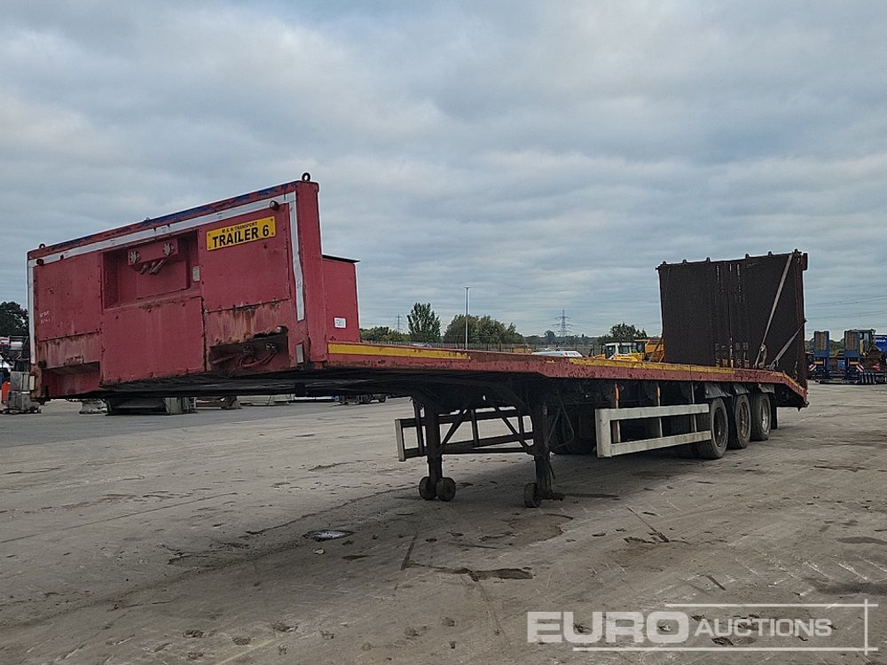 Tri Axle Low Loader Trailer, Winch, Hydraulic Ramp - Semi-remorque surbaissé: photos 1 Tri Axle Low Loader Trailer, Winch, Hydraulic Ramp - Semi-remorque surbaissé: photos 1
