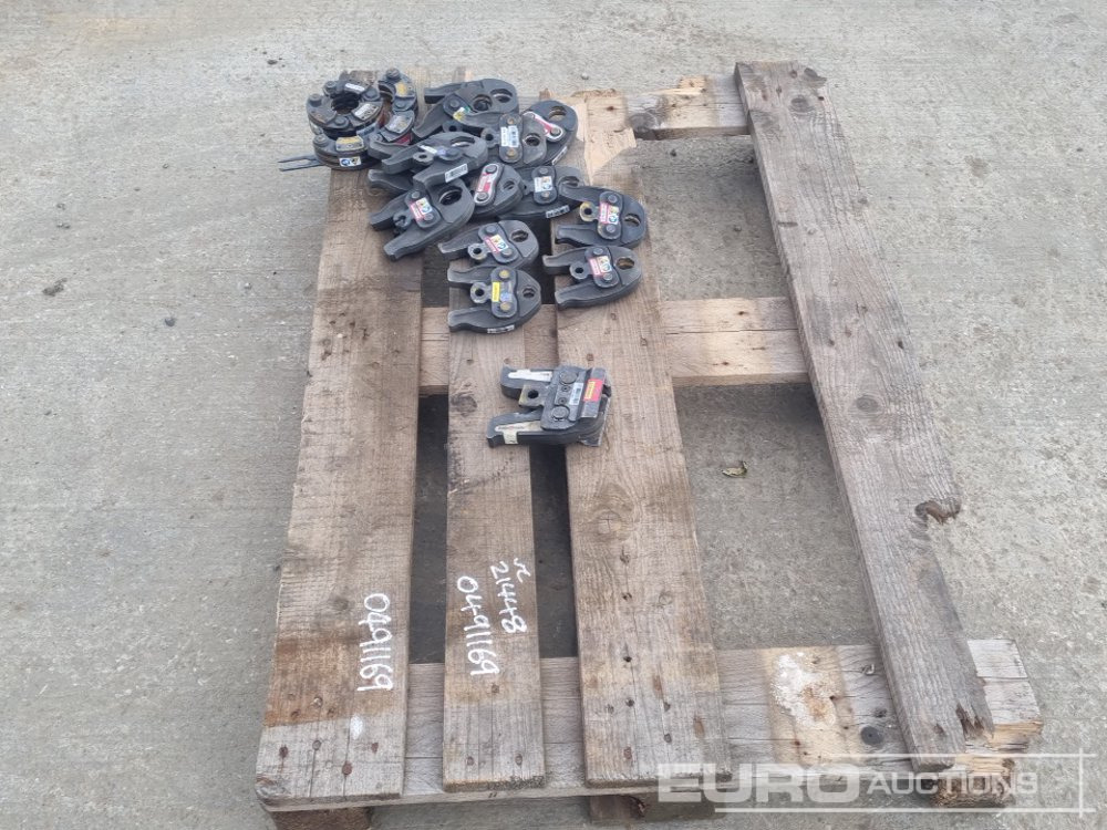 U-Profile Jaw Clamp (14 of), Pipe Crimping Jaw/Die (2 of) - Matériel de chantier: photos 2 U-Profile Jaw Clamp (14 of), Pipe Crimping Jaw/Die (2 of) - Matériel de chantier: photos 2