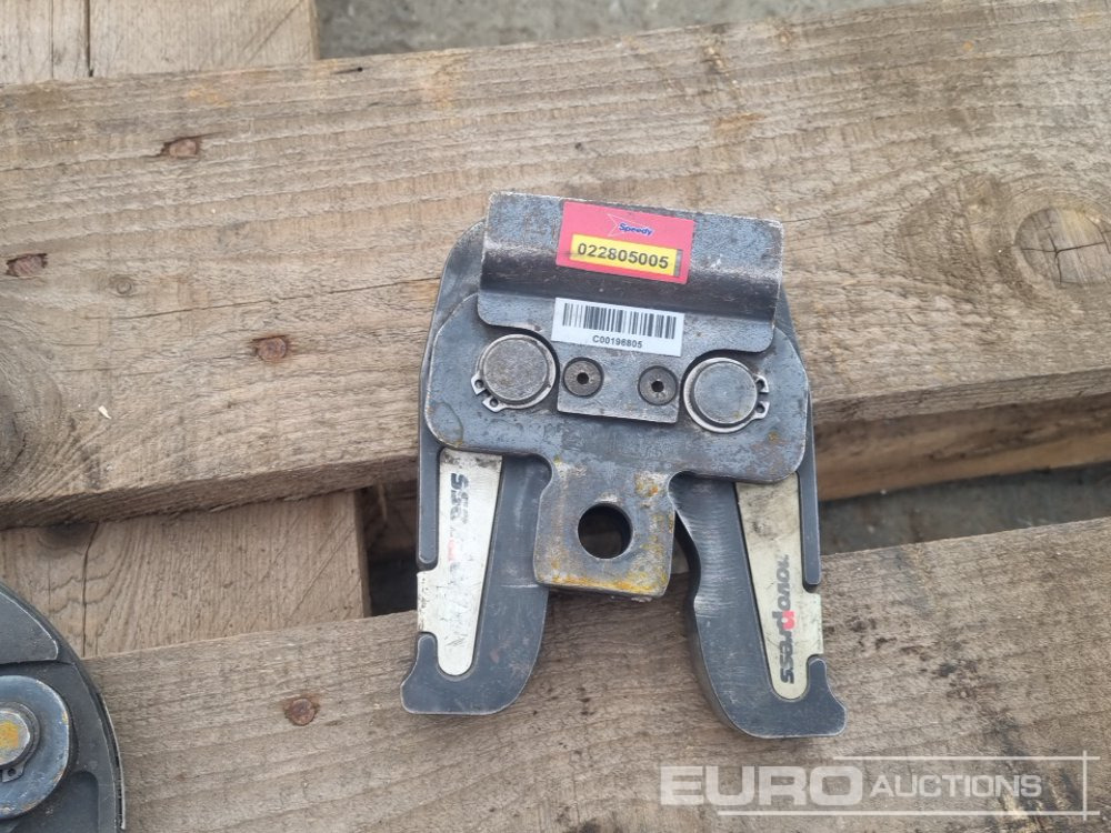 U-Profile Jaw Clamp (14 of), Pipe Crimping Jaw/Die (2 of) - Matériel de chantier: photos 5 U-Profile Jaw Clamp (14 of), Pipe Crimping Jaw/Die (2 of) - Matériel de chantier: photos 5