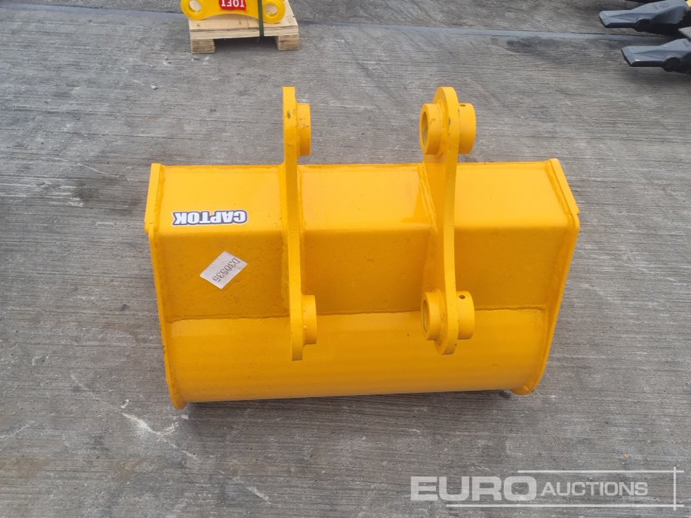 Unused 2025 Captok 24" Digging Bucket 45mm Pin to suit 4-6 Ton Excavator Excavator - Godet: photos 4 Unused 2025 Captok 24" Digging Bucket 45mm Pin to suit 4-6 Ton Excavator Excavator - Godet: photos 4