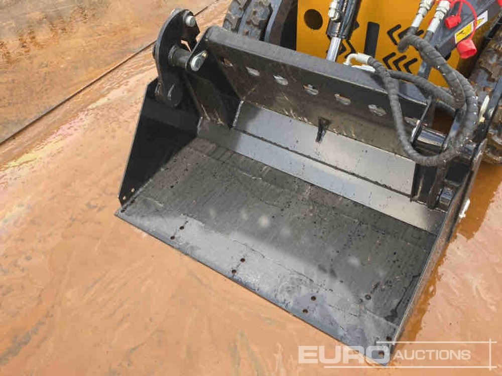 Mini chargeuse Unused 2025 Infront YF380: photos 13