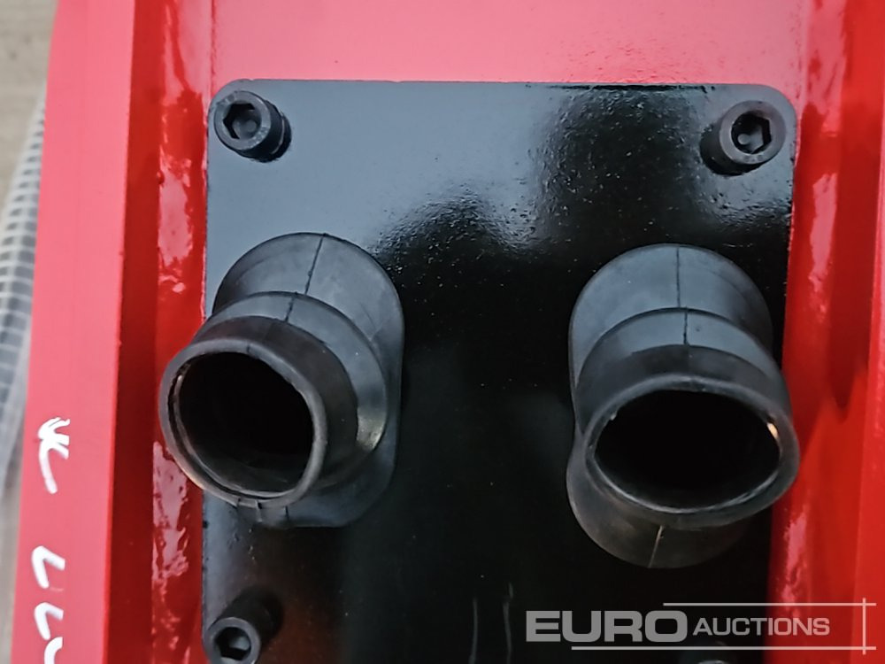 Marteau hydraulique Unused 2025 Komak KKB300S: photos 11