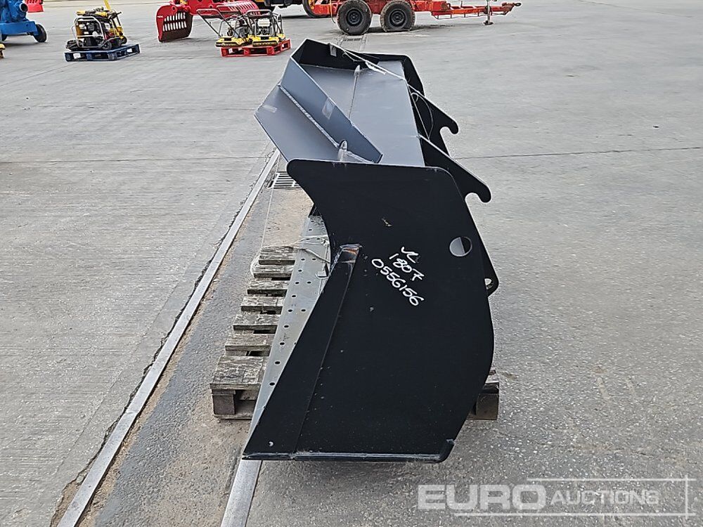 Unused 76" Loading Bucket to suit Telehandler - Godet: photos 2 Unused 76" Loading Bucket to suit Telehandler - Godet: photos 2