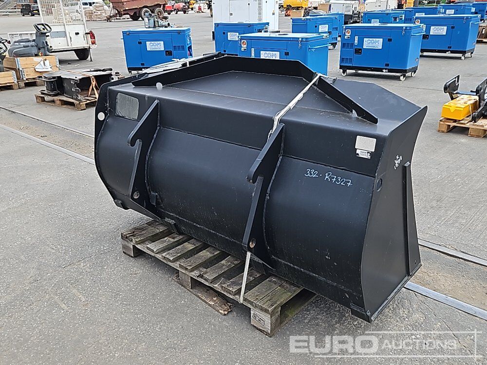 Unused 76" Loading Bucket to suit Telehandler - Godet: photos 5 Unused 76" Loading Bucket to suit Telehandler - Godet: photos 5