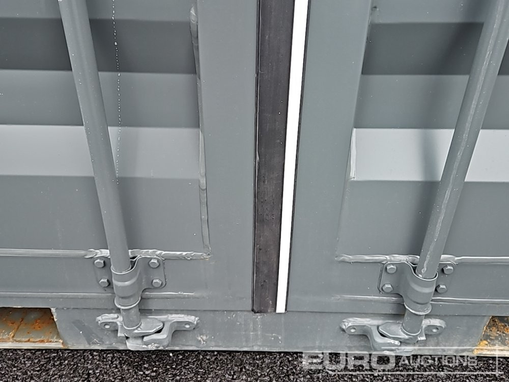 Conteneur maritime Unused 9' x 7' Container, 1 Side Door, 1 End Door, Window (Canot Be Reconigned): photos 18
