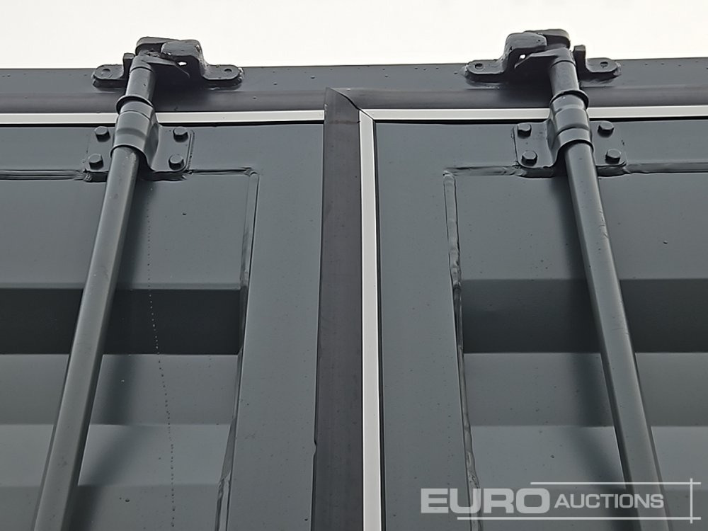 Conteneur maritime Unused 9' x 7' Container, 1 Side Door, 1 End Door, Window (Canot Be Reconigned): photos 16