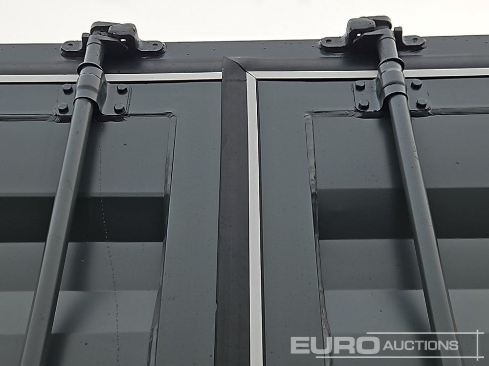 Conteneur maritime Unused 9' x 7' Container, 1 Side Door, 1 End Door, Window (Canot Be Reconigned): photos 15