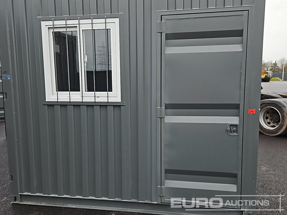 Conteneur maritime Unused 9' x 7' Container, 1 Side Door, 1 End Door, Window (Canot Be Reconigned): photos 21