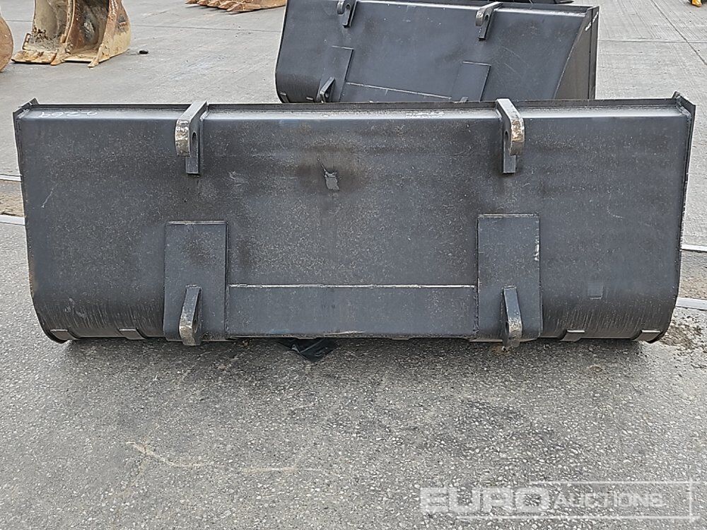Unused 90" Loading Bucket to suit Telehandler - Godet: photos 4 Unused 90" Loading Bucket to suit Telehandler - Godet: photos 4