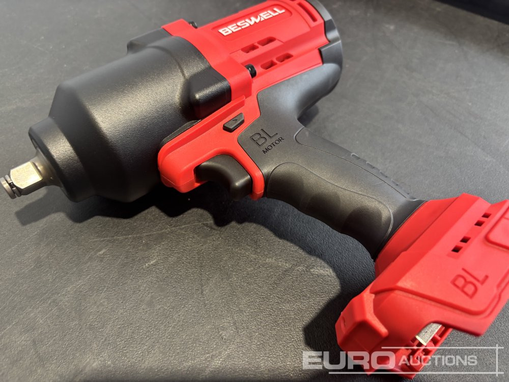 Équipement de garage Unused Boss Beswell: photos 10 Équipement de garage Unused Boss Beswell: photos 10