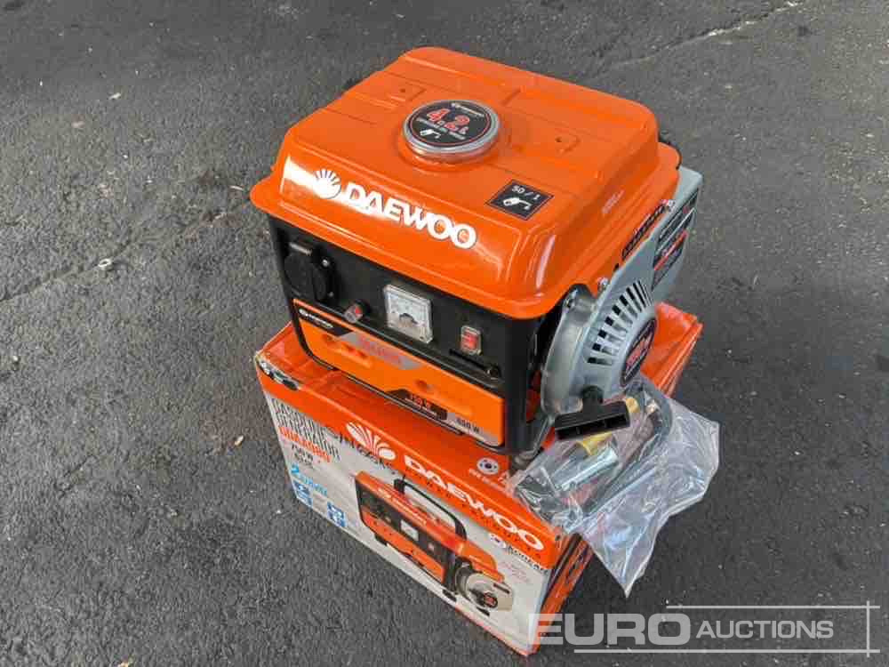 Unused Daewoo GDAA980 750W Petrol Generator - Groupe électrogène: photos 2 Unused Daewoo GDAA980 750W Petrol Generator - Groupe électrogène: photos 2