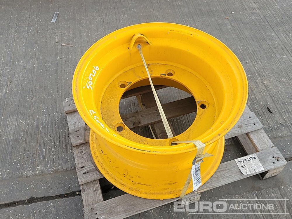 Unused JCB Rim - Pneu: photos 2 Unused JCB Rim - Pneu: photos 2