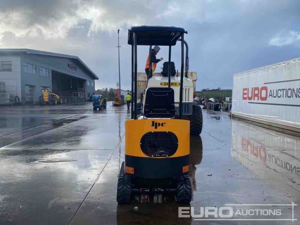 Unused JPC HT12 - Mini pelle: photos 4 Unused JPC HT12 - Mini pelle: photos 4