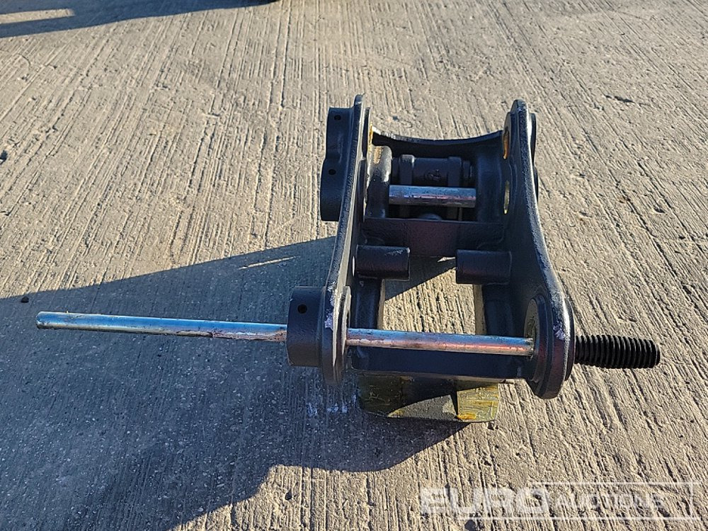 Unused Miller QH 45mm Pin to suit 4-6 Ton Excavator - Attache rapide: photos 4 Unused Miller QH 45mm Pin to suit 4-6 Ton Excavator - Attache rapide: photos 4