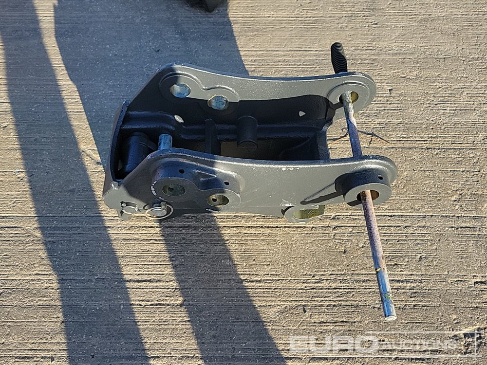 Unused Miller QH 45mm Pin to suit 4-6 Ton Excavator - Attache rapide: photos 2 Unused Miller QH 45mm Pin to suit 4-6 Ton Excavator - Attache rapide: photos 2