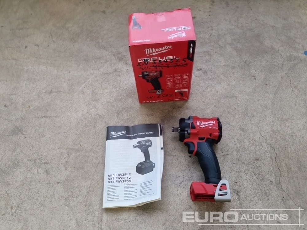 Unused Milwaukee M18 FIW2F12-0 18V FUEL Brushless Compact 1/2" Impact Wrench (Body Only) - Matériel de chantier: photos 3 Unused Milwaukee M18 FIW2F12-0 18V FUEL Brushless Compact 1/2" Impact Wrench (Body Only) - Matériel de chantier: photos 3