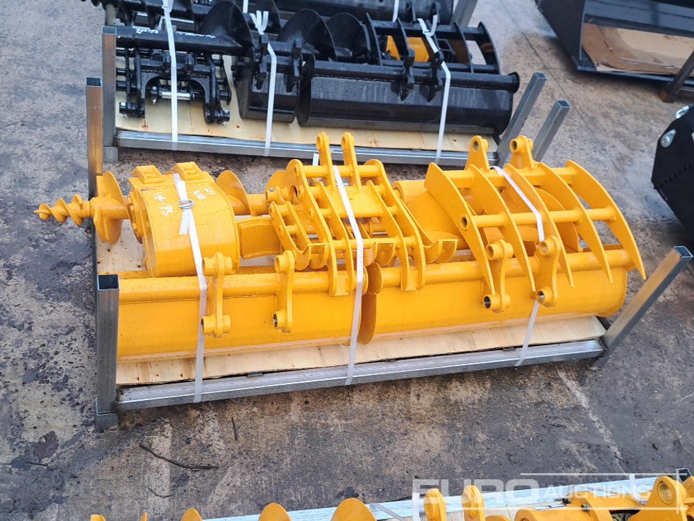 Unused Rake, Ripper, Grabber,12” Auger, 16” Auger, 8” Narrow Bucket, 24” Bucket, 32” Bucket - Godet: photos 4 Unused Rake, Ripper, Grabber,12” Auger, 16” Auger, 8” Narrow Bucket, 24” Bucket, 32” Bucket - Godet: photos 4