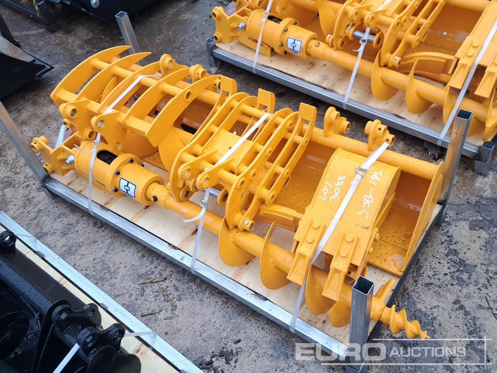 Unused Rake, Ripper, Grabber,12” Auger, 16” Auger, 8” Narrow Bucket, 24” Bucket, 32” Bucket - Godet: photos 1 Unused Rake, Ripper, Grabber,12” Auger, 16” Auger, 8” Narrow Bucket, 24” Bucket, 32” Bucket - Godet: photos 1